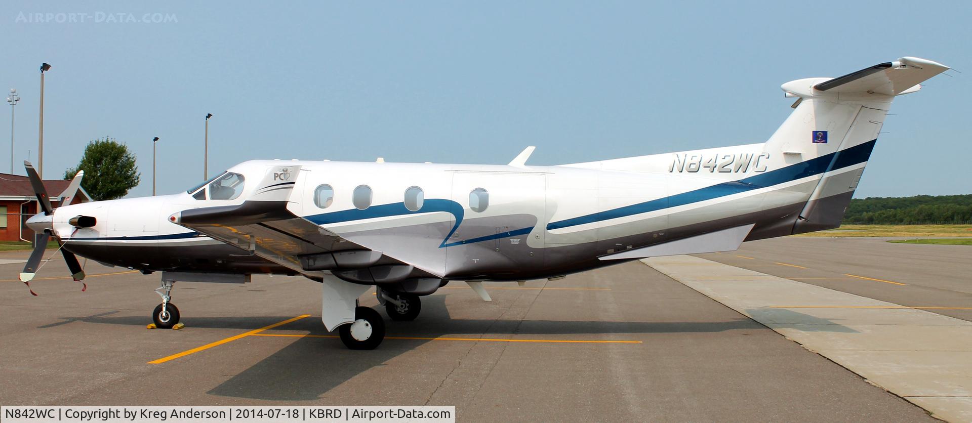 N842WC, 2003 Pilatus PC-12/45 C/N 509, Pilatus PC-12 on the ramp in Brainerd, MN.