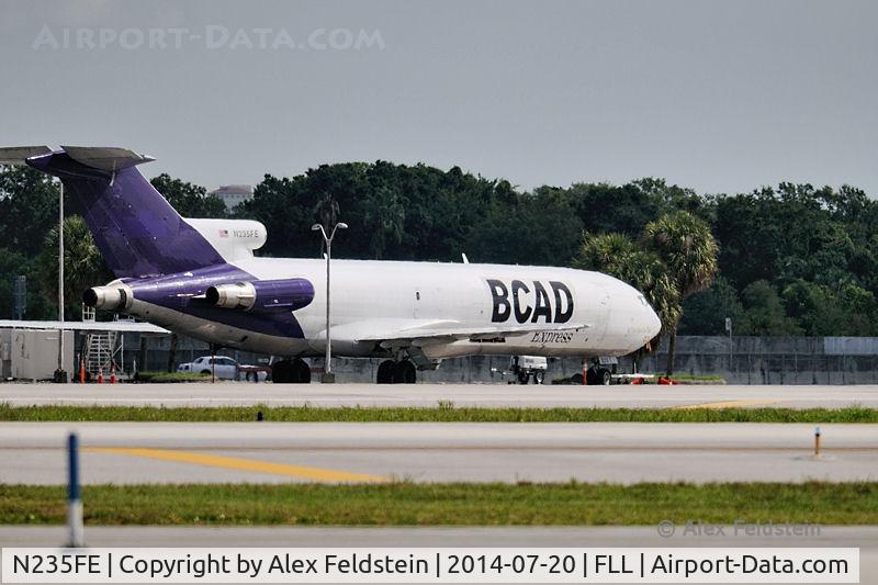 N235FE, 1977 Boeing 727-247F C/N 21329, Ft Lauderdale