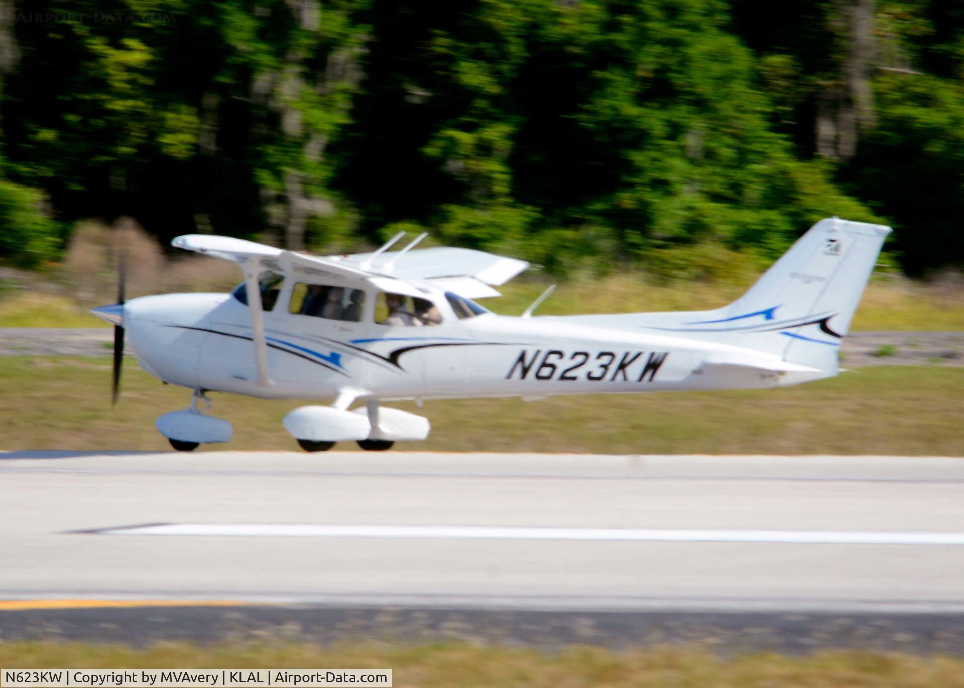 N623KW, 2013 Cessna 172S C/N 172S11269, 2014 Sun n Fun