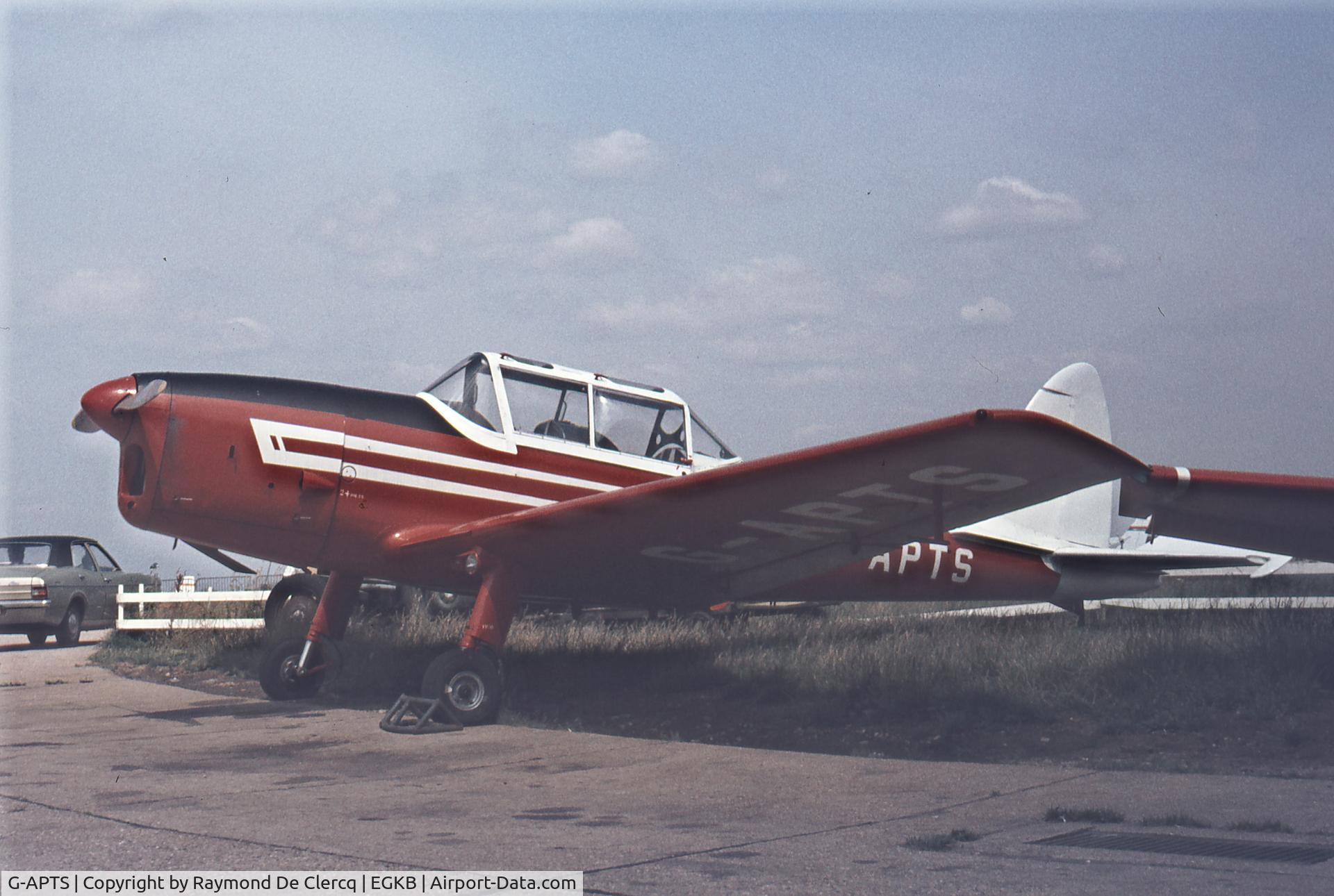 G-APTS, 1952 De Havilland DHC-1 Chipmunk T.10 C/N C1/0683, Biggin Hill  1975