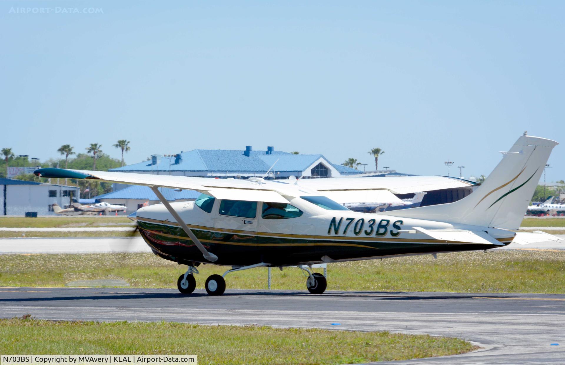 N703BS, Cessna R182 Skylane RG C/N R18201930, 2014 Sun n Fun