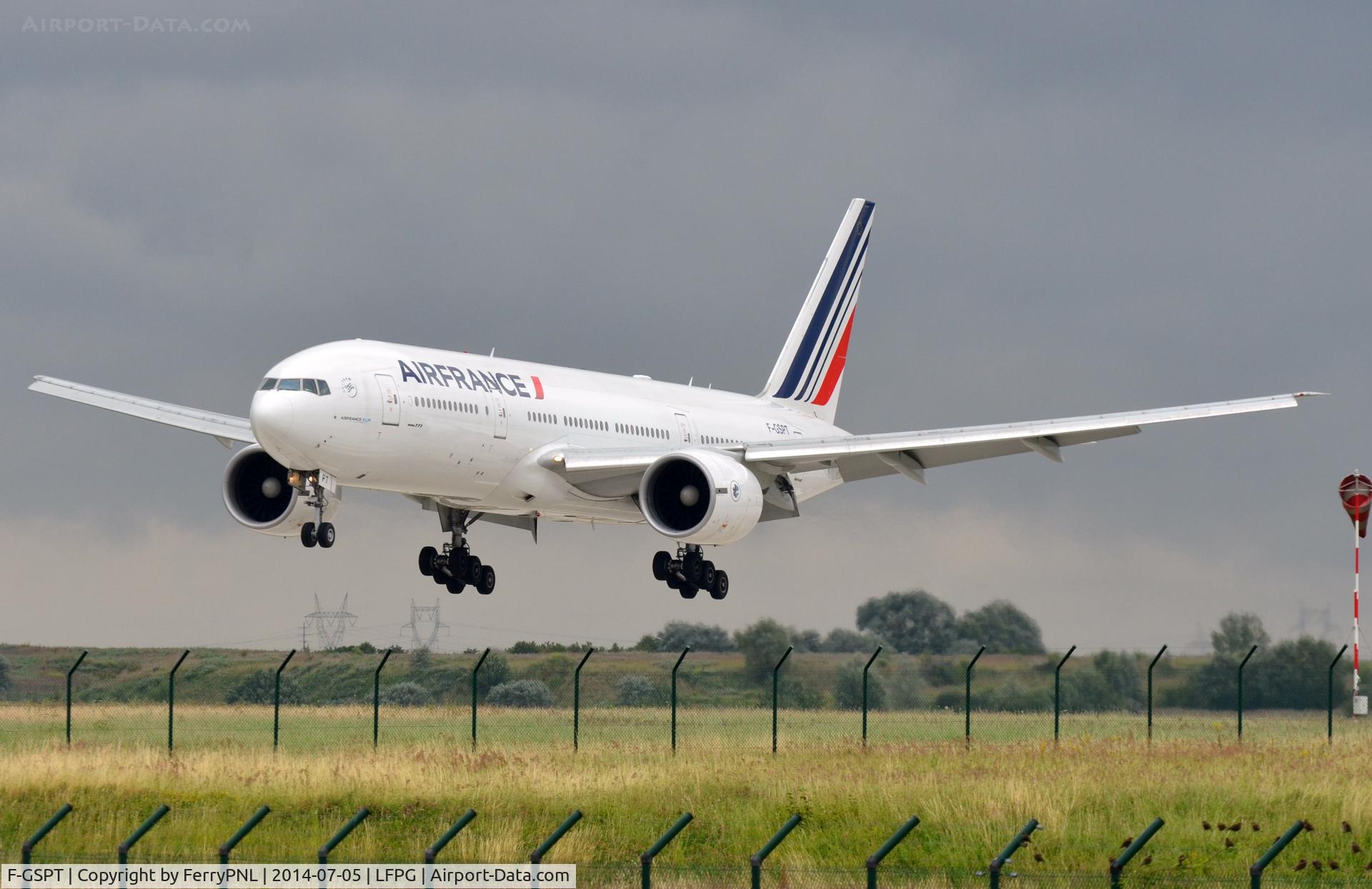 F-GSPT, 2002 Boeing 777-228/ER C/N 32308, Air France B772 almost home.