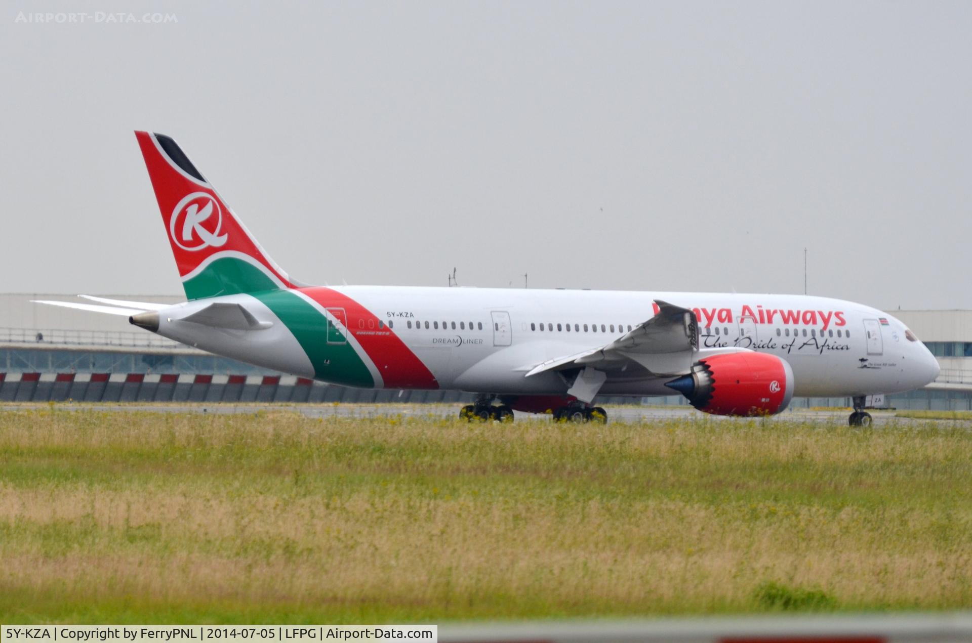 5Y-KZA, 2014 Boeing 787-8 Dreamliner C/N 35510, First Kenya Airways B788