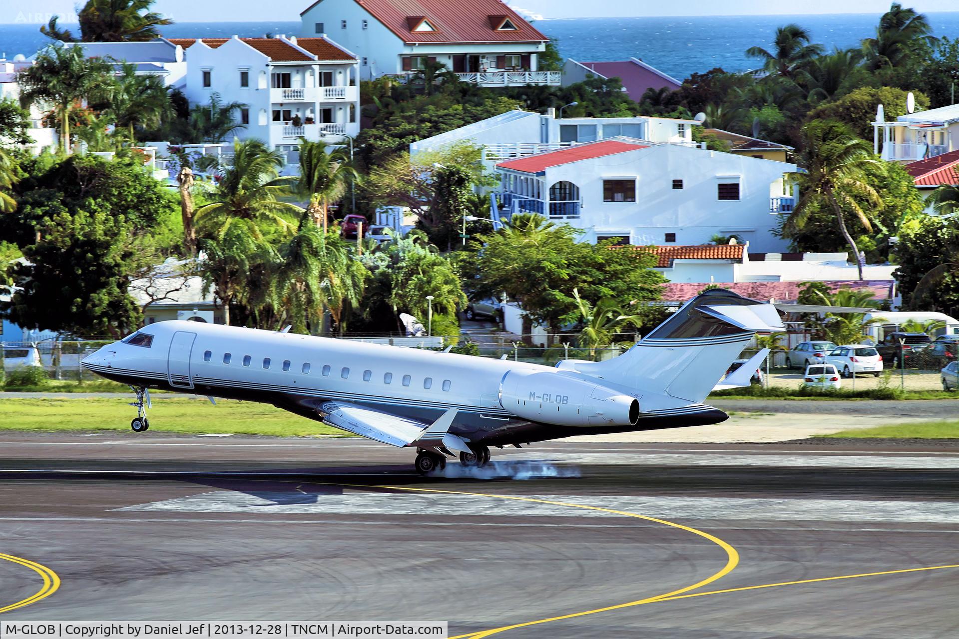 M-GLOB, 2010 Bombardier BD-700-1A10 Global Express C/N 9018, M-GLOB