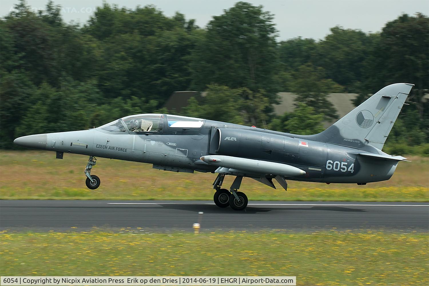6054, Aero L-159A ALCA C/N 156054, Czech Republic L-159A ALCA 6054 arriving