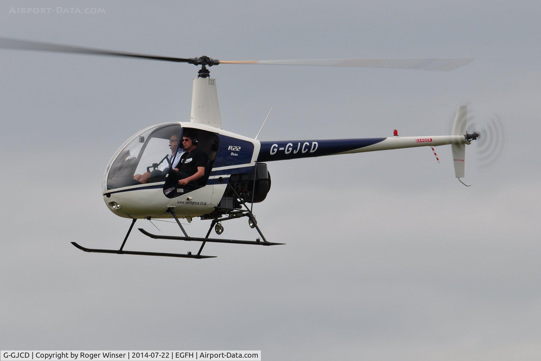 G-GJCD, 1989 Robinson R22 Beta C/N 0966, R22 Beta on loan to Heli-air Wales based at Swansea Airport.