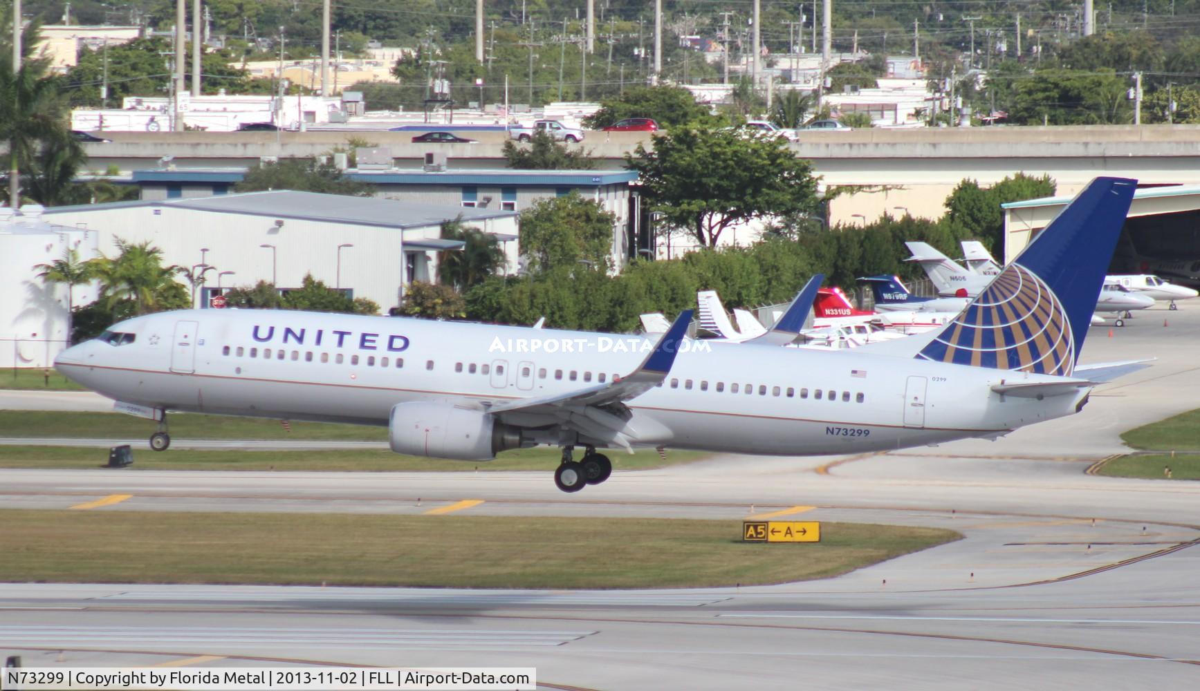 N73299, 2005 Boeing 737-824 C/N 34005, United 737-800