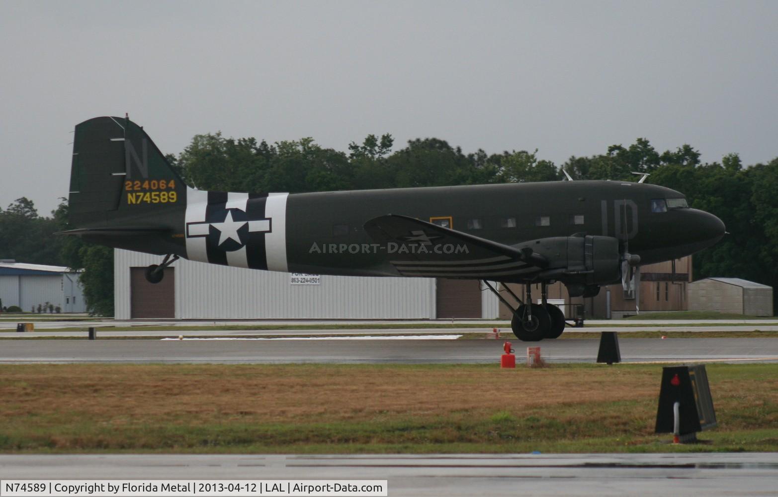 N74589, 1943 Douglas DC3C-S1C3G (C-47A) C/N 9926, C-47 landing at Sun N Fun