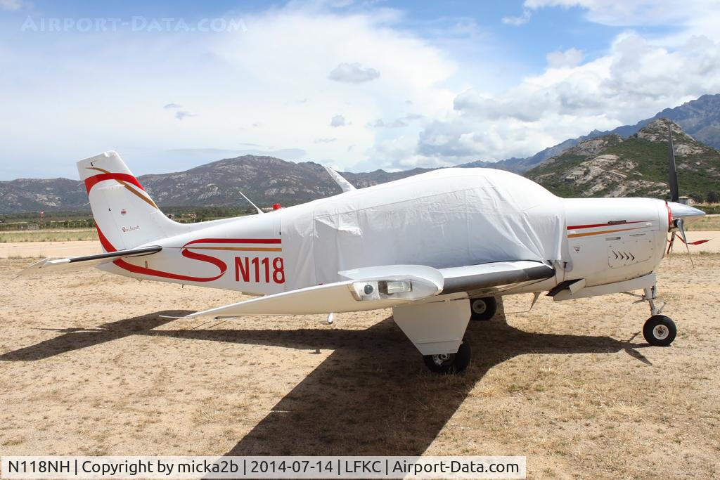 N118NH, 1991 Beech F33A Bonanza C/N CE-1612, Parked