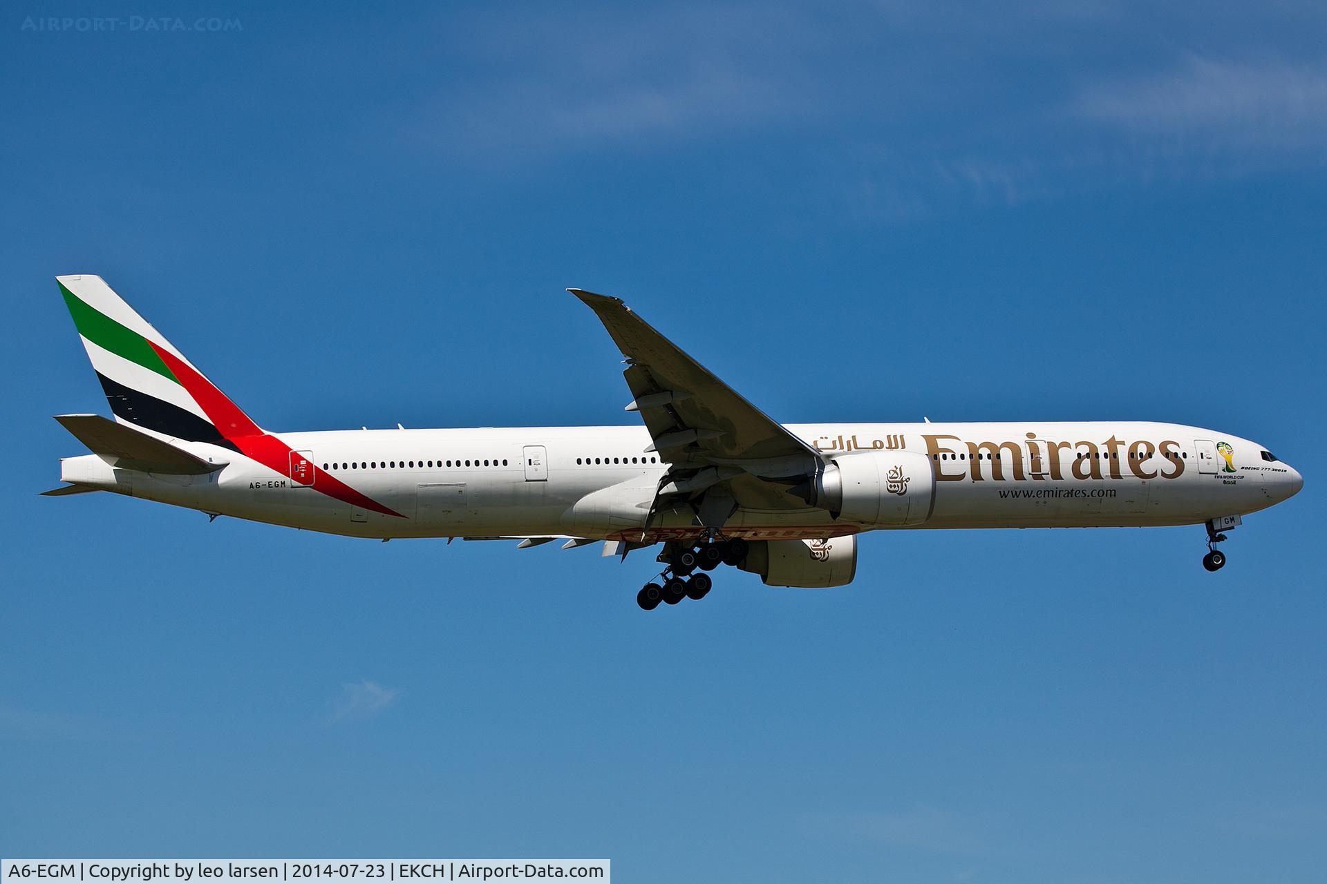 A6-EGM, 2012 Boeing 777-31H/ER C/N 41073, Copenhagen Kastrup 23.7.14