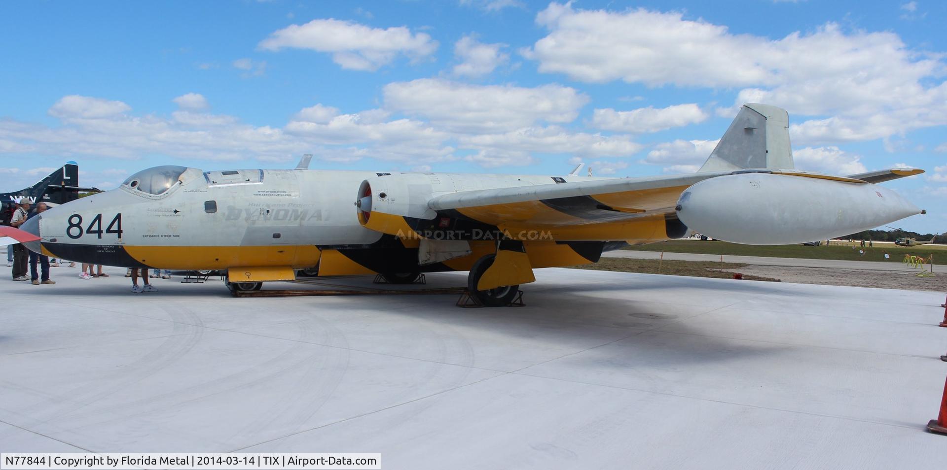 N77844, 1953 English Electric Canberra TT.18 C/N HP/HI/161B, Canberra at Titusville