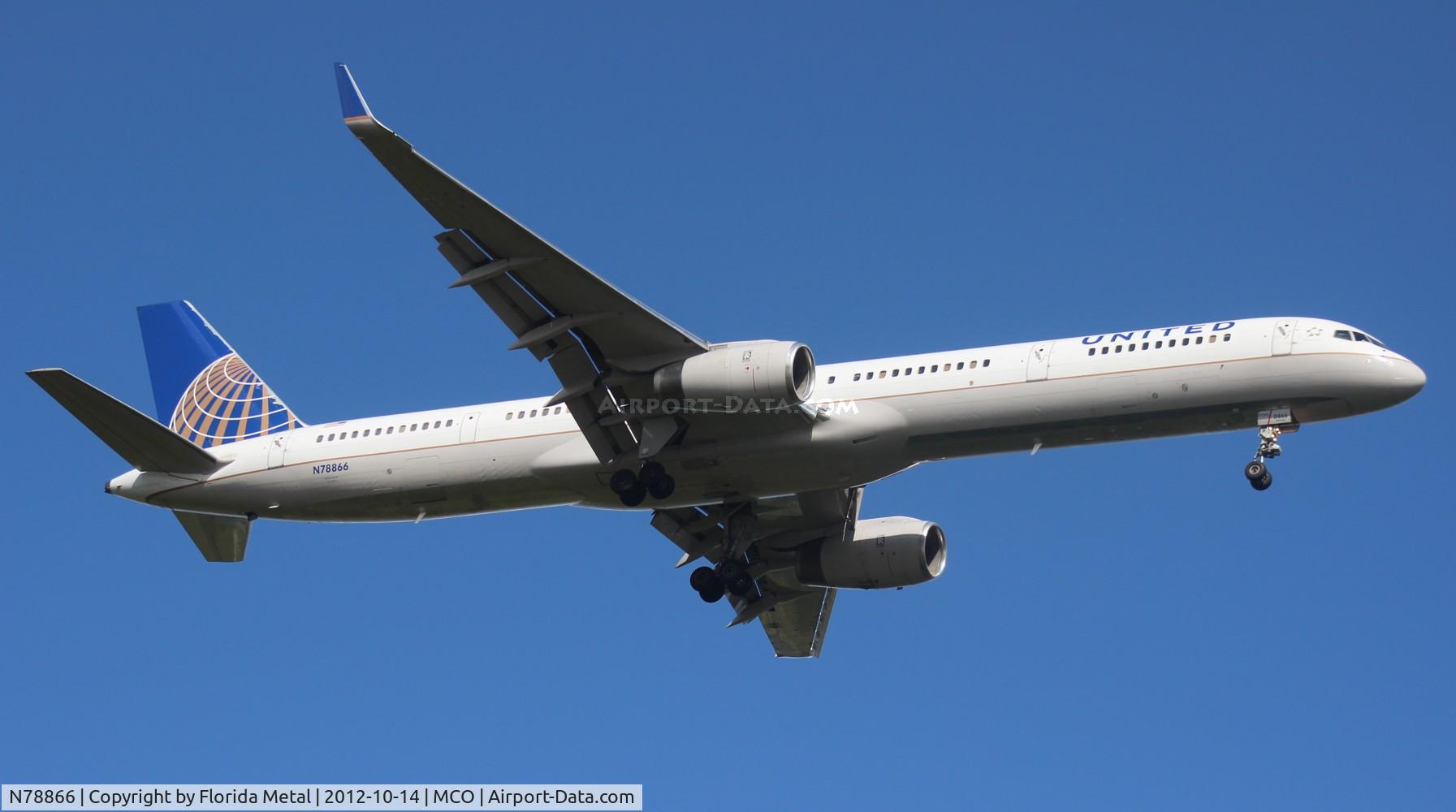 N78866, 2002 Boeing 757-33N C/N 32591, United 757-300