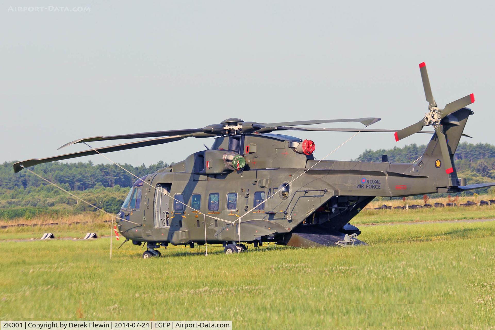 ZK001, 2006 AgustaWestland EH-101 Merlin HC.3A C/N 50160/512011/DEN11, Merlin HC.3A seen at EGFP.