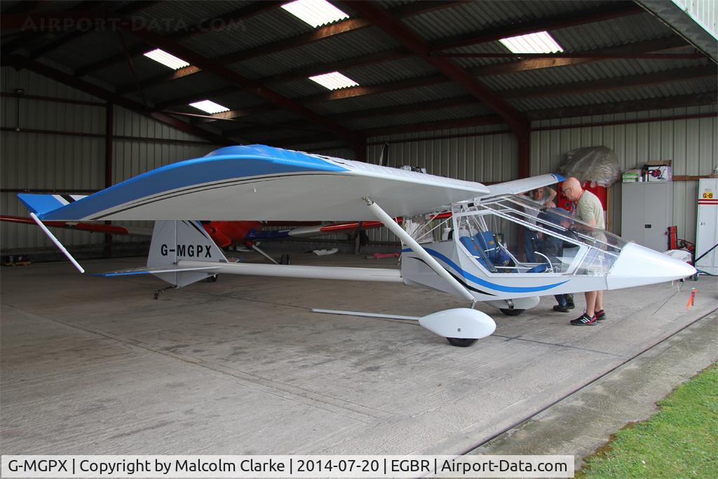 G-MGPX, 2010 Kolb Twinstar Mk III Xtra C/N PFA 205-14701, Kolb Twinstar MKIII Xtra at The Fly-In & Vintage Air Race, The Real Aeroplane Company, Breighton Airfield, July 2014.