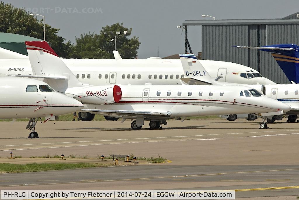 PH-RLG, 2013 Cessna 680 Citation Sovereign C/N 680-0531, 2013 Cessna C680 Sovereign, c/n: 680-0531 at Luton