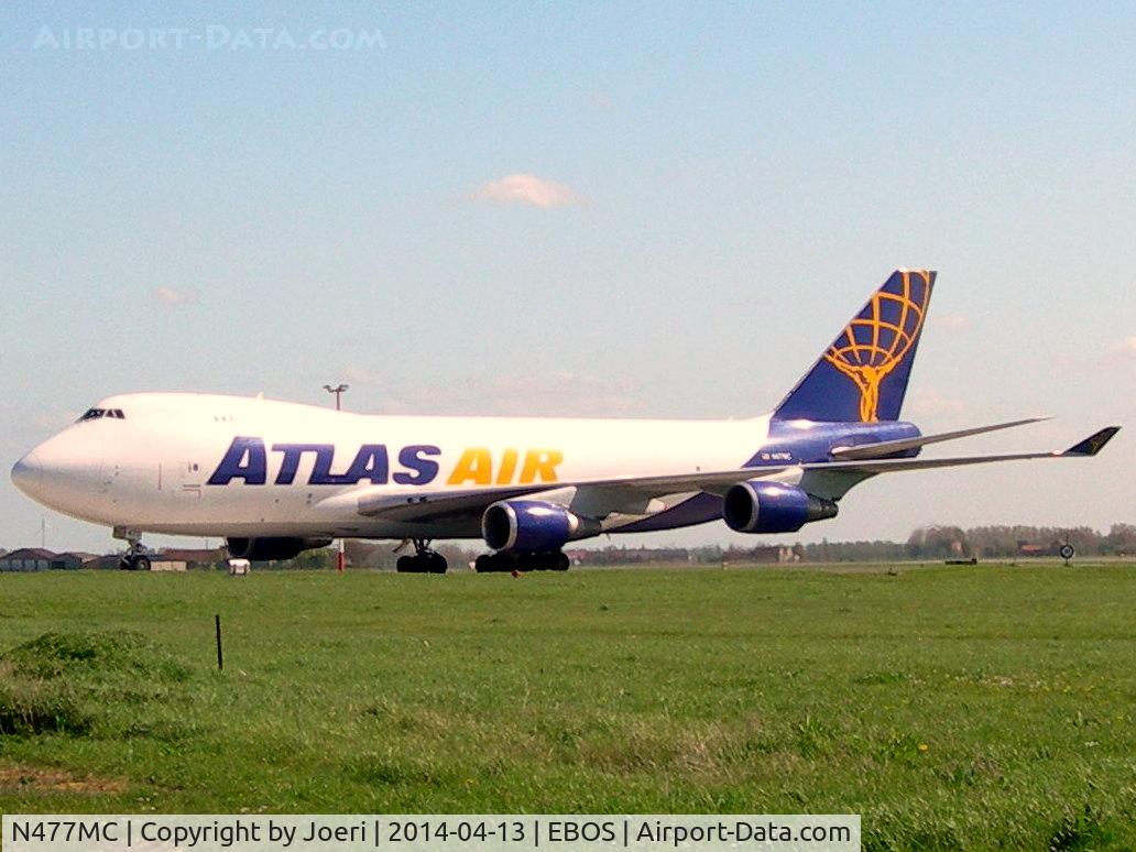 N477MC, 1998 Boeing 747-47UF C/N 29255, Taxiing after landing runway 26