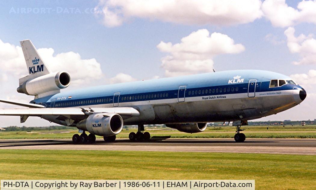 PH-DTA, 1972 Douglas DC-10-30 C/N 46550, McDonnell Douglas DC-10-30 [46550] (KLM - Royal Dutch Airlines) Amsterdam-Schiphol~PH 11/06/1986. From a slide.