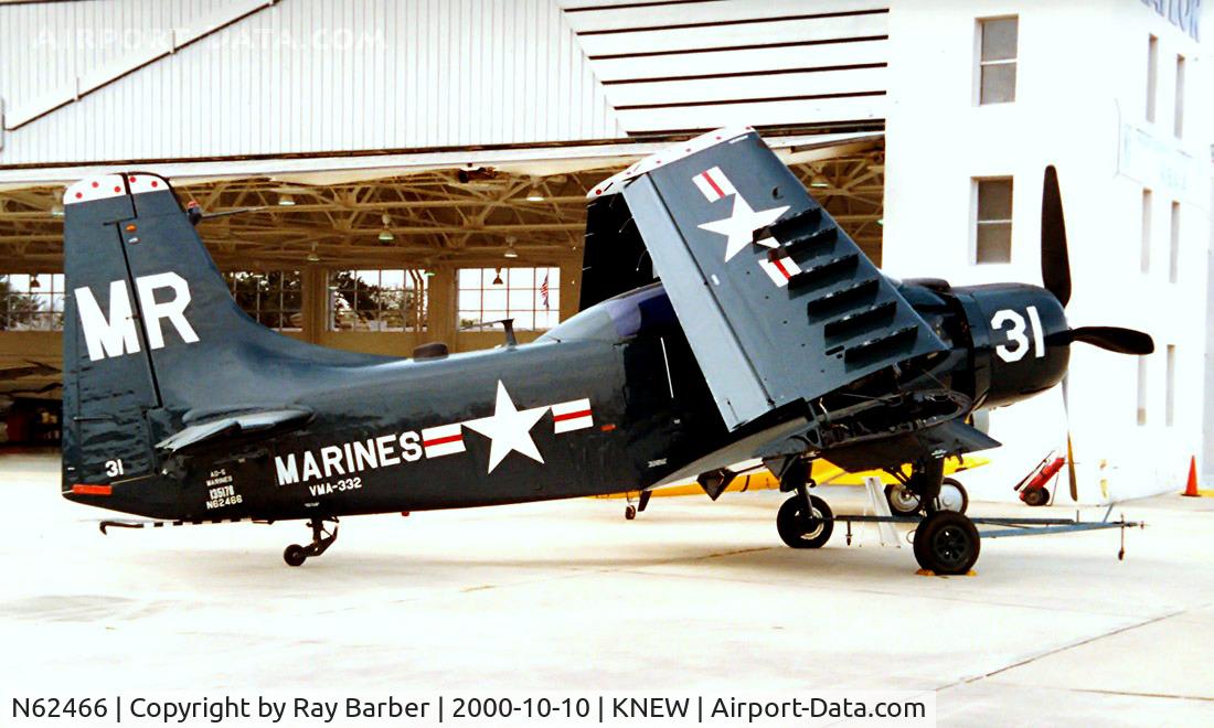 N62466, 1955 Douglas EA-1E Skyraider C/N 10255 (135178), Douglas EA-1E Skyraider [10255] New Orleans-Lakefront~N 10/10/2000
