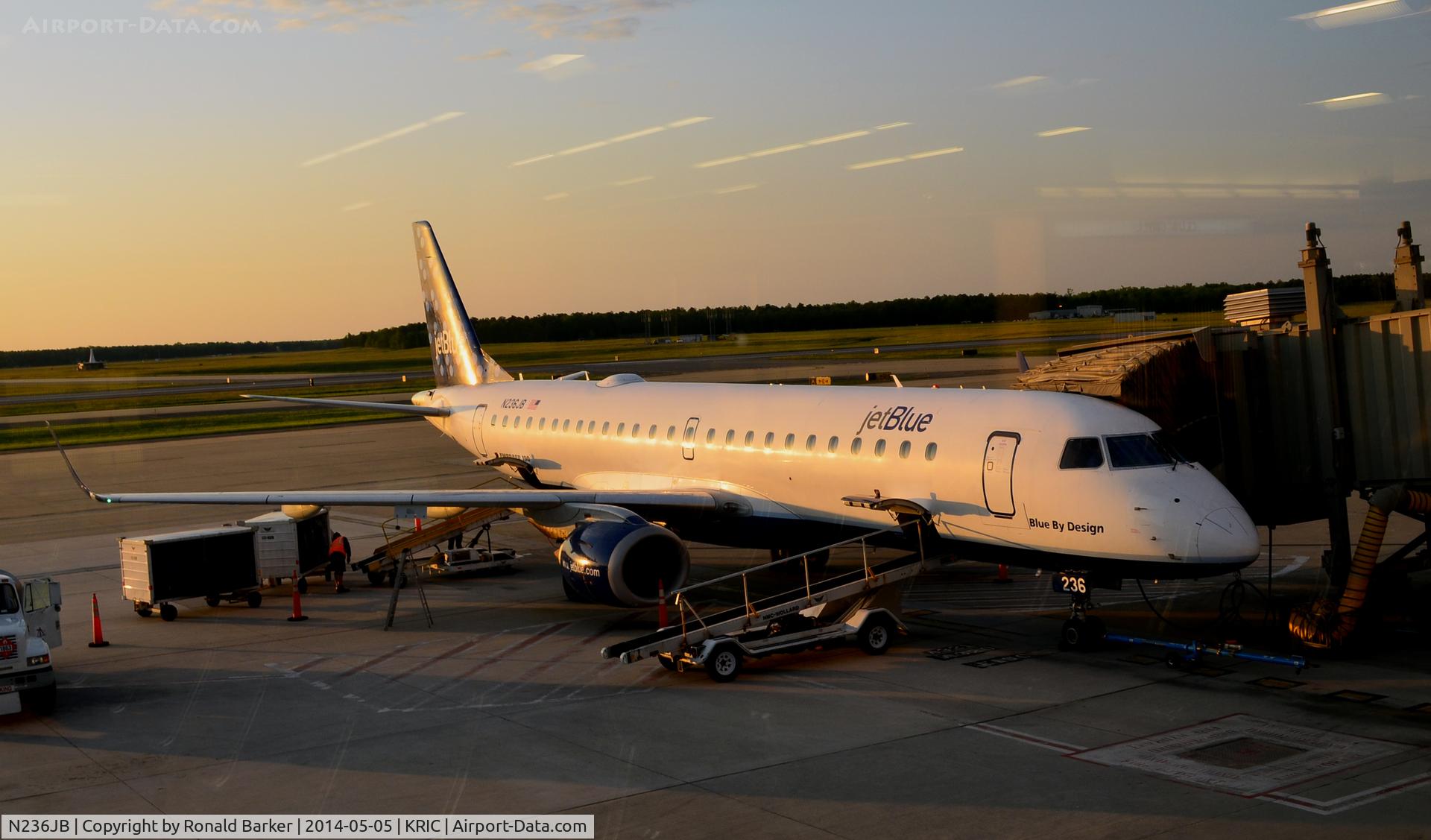 N236JB, 2006 Embraer 190AR (ERJ-190-100IGW) C/N 19000035, 