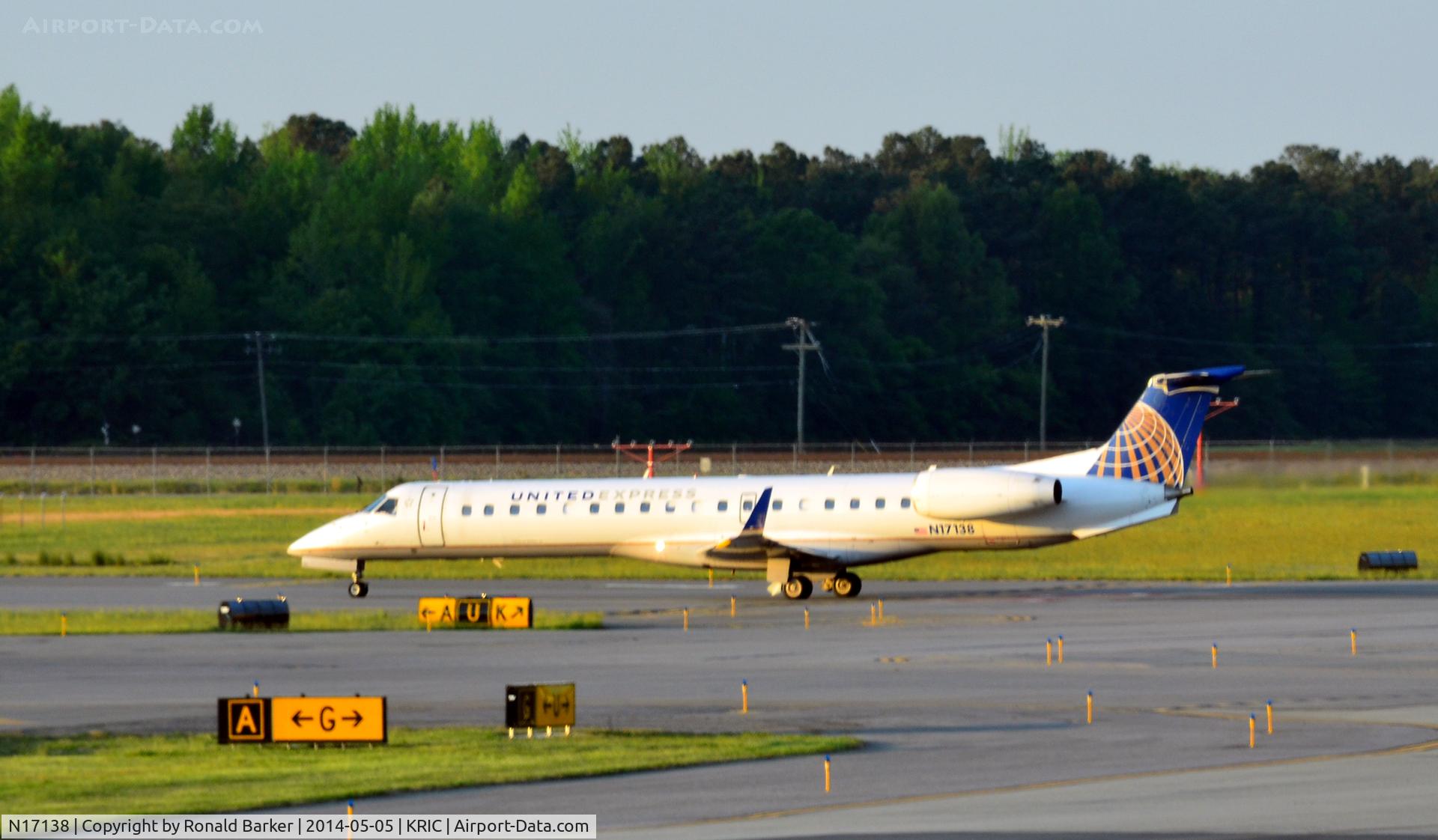 N17138, 2003 Embraer ERJ-145XR (EMB-145XR) C/N 145727, Taxi Richmond