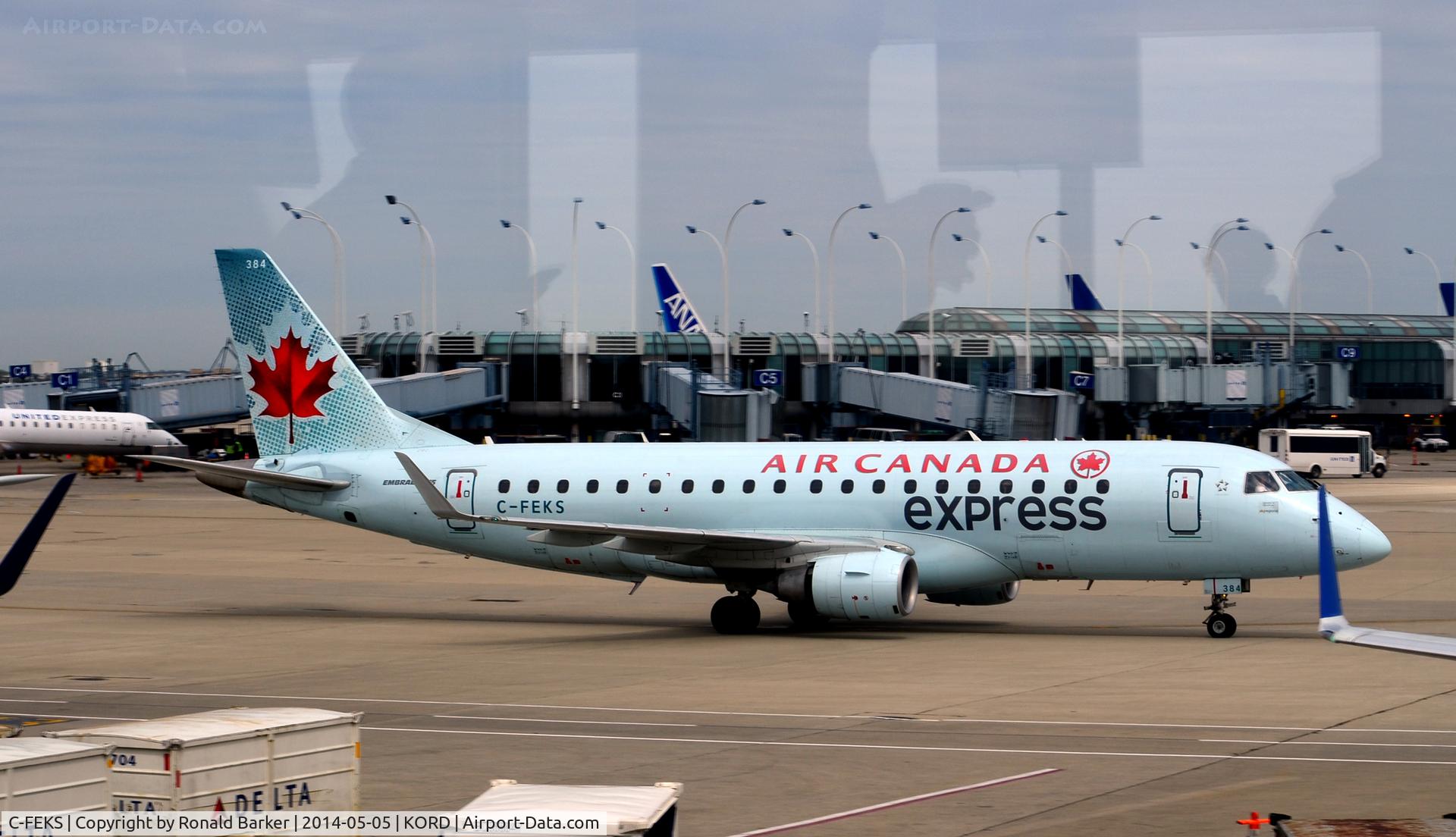 C-FEKS, 2005 Embraer 175SU (ERJ-170-200SU) C/N 17000110, Taxi O'Hare
