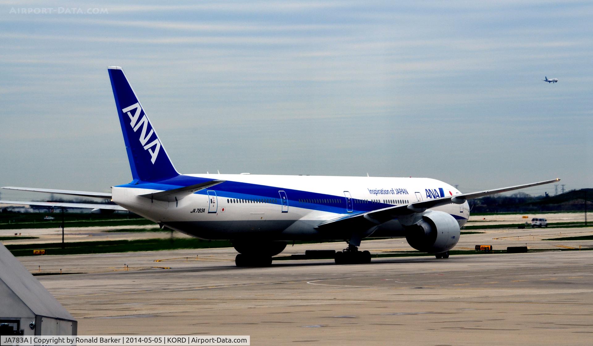 JA783A, 2008 Boeing 777-381/ER C/N 27940, Taxi O'Hare
