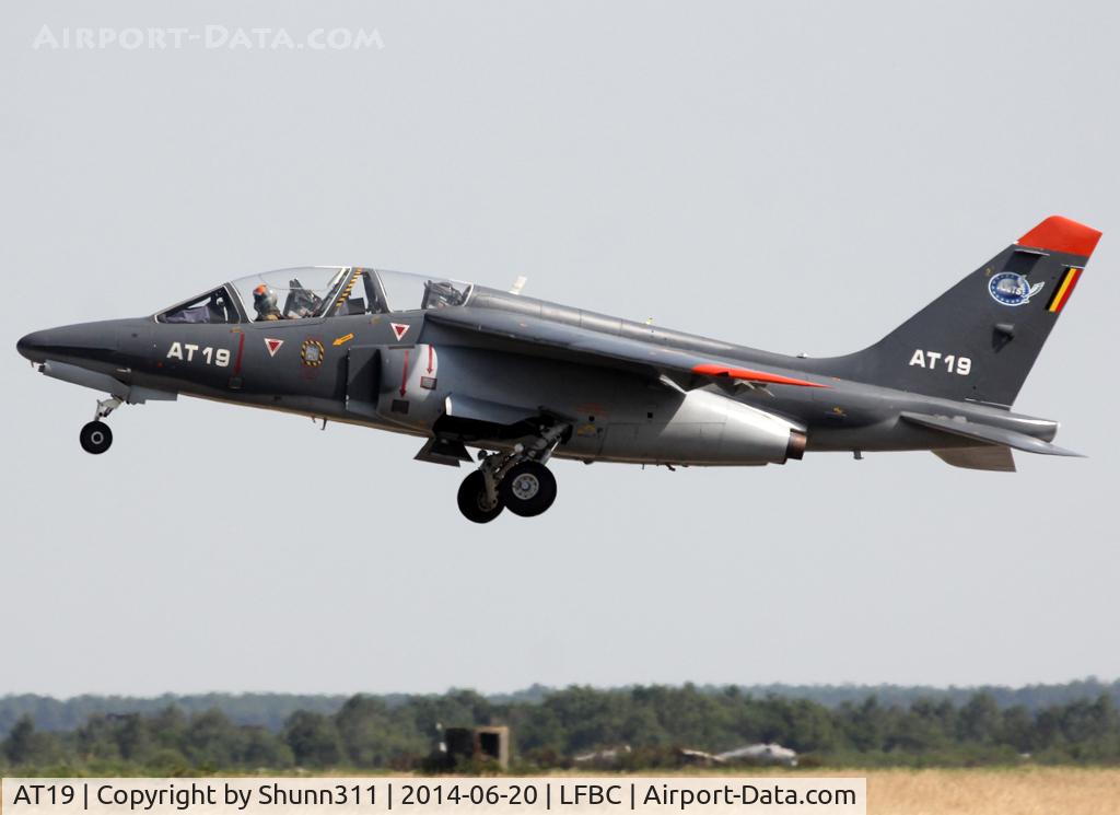 AT19, Dassault-Dornier Alpha Jet 1B C/N B19/1071, Participant of the Cazaux Spotterday 2014