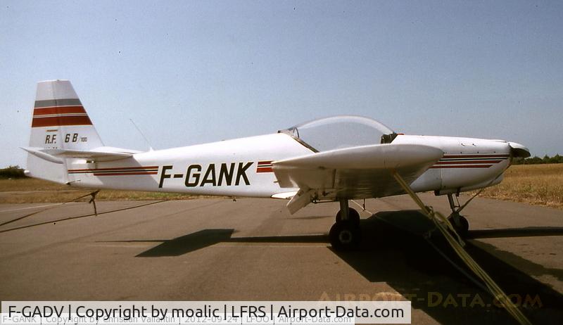 F-GADV, Fournier RF-6B-100 C/N 23, two-seat plane 100HP engine