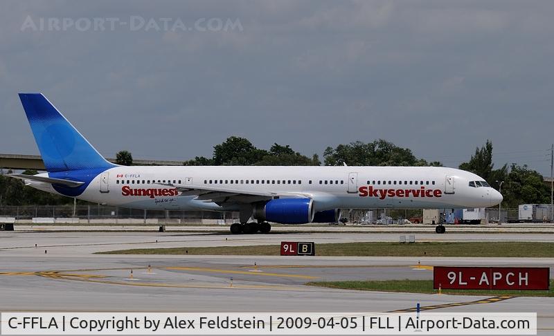 C-FFLA, 1997 Boeing 757-28A C/N 27621, Ft. Lauderdale