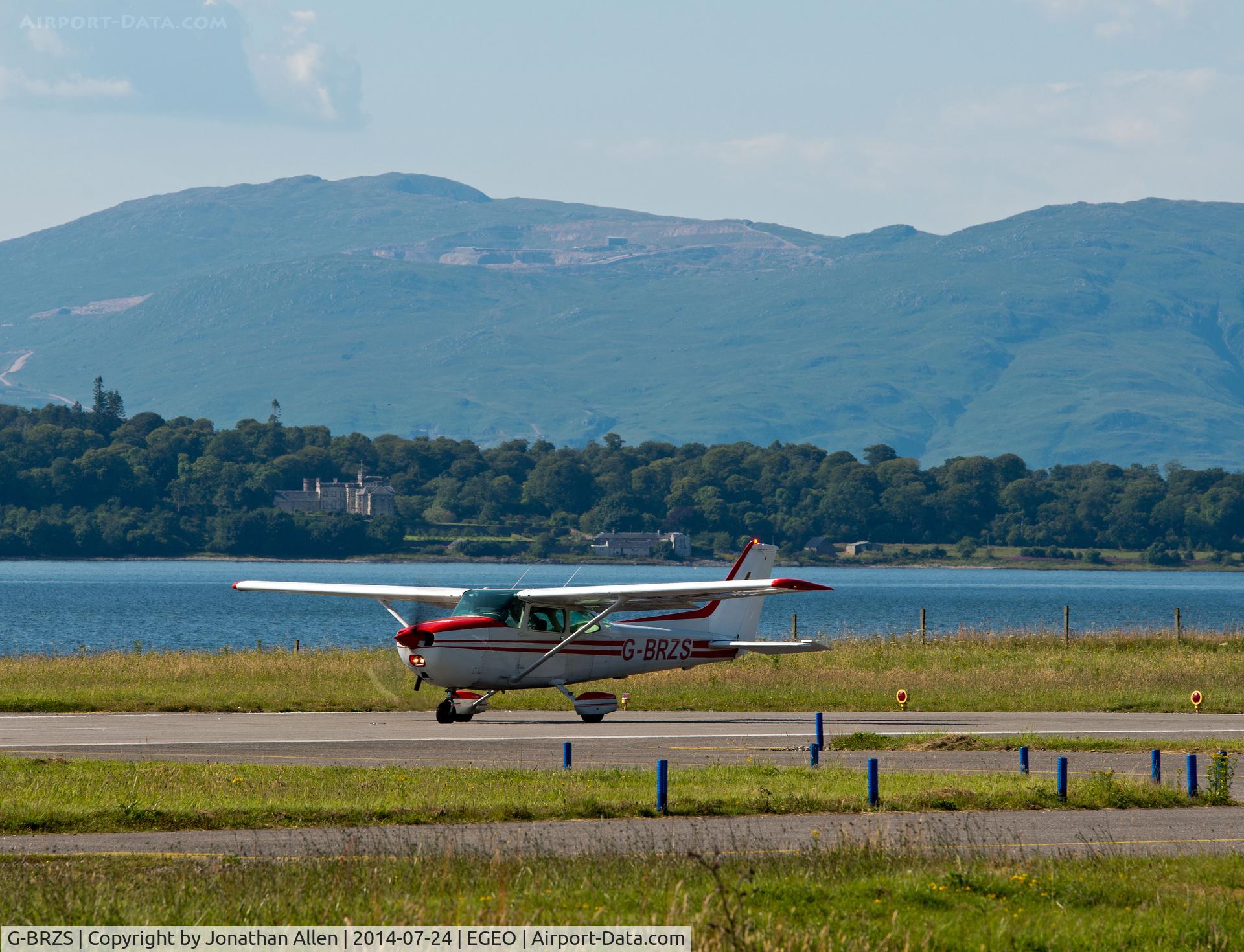 G-BRZS, 1981 Cessna 172P C/N 172-75004, On Runway 19, Oban Airport for departure.