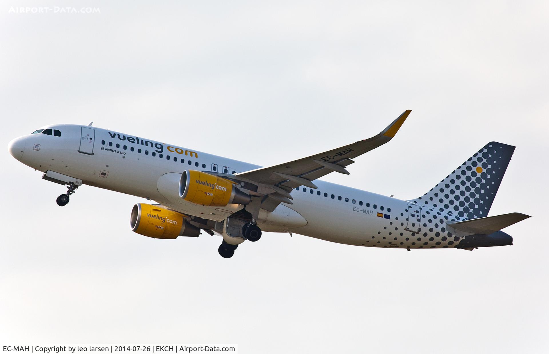 EC-MAH, 2014 Airbus A320-214 C/N 6039, Copenhagen Kastrup 26.7.14