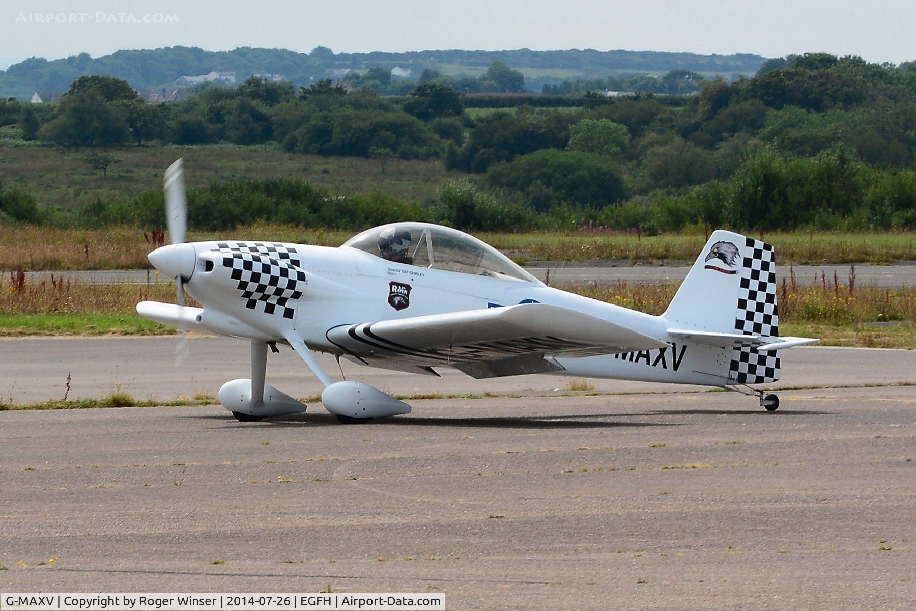 G-MAXV, 2000 Vans RV-4 C/N PFA 181-13266, Raven 1 returning from formation aerobatic practice.