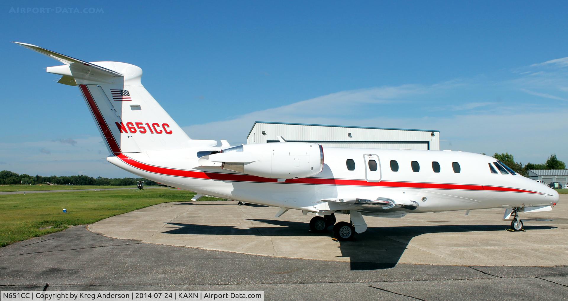N651CC, 2000 Cessna 650 C/N 650-7119, Cessna 650 Citation III on the ramp.