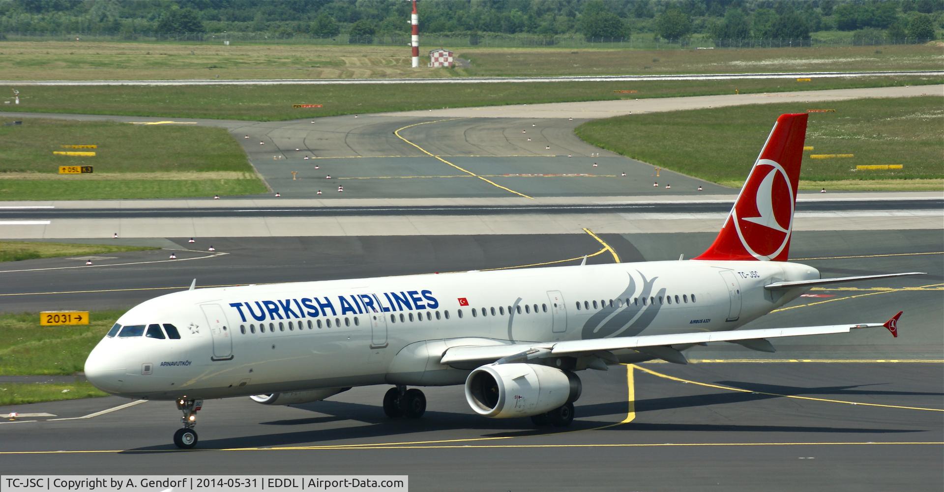 TC-JSC, 2012 Airbus A321-231 C/N 5254, Turkish Airlines, is here at Düsseldorf Int'l(EDDL) shortly after landing