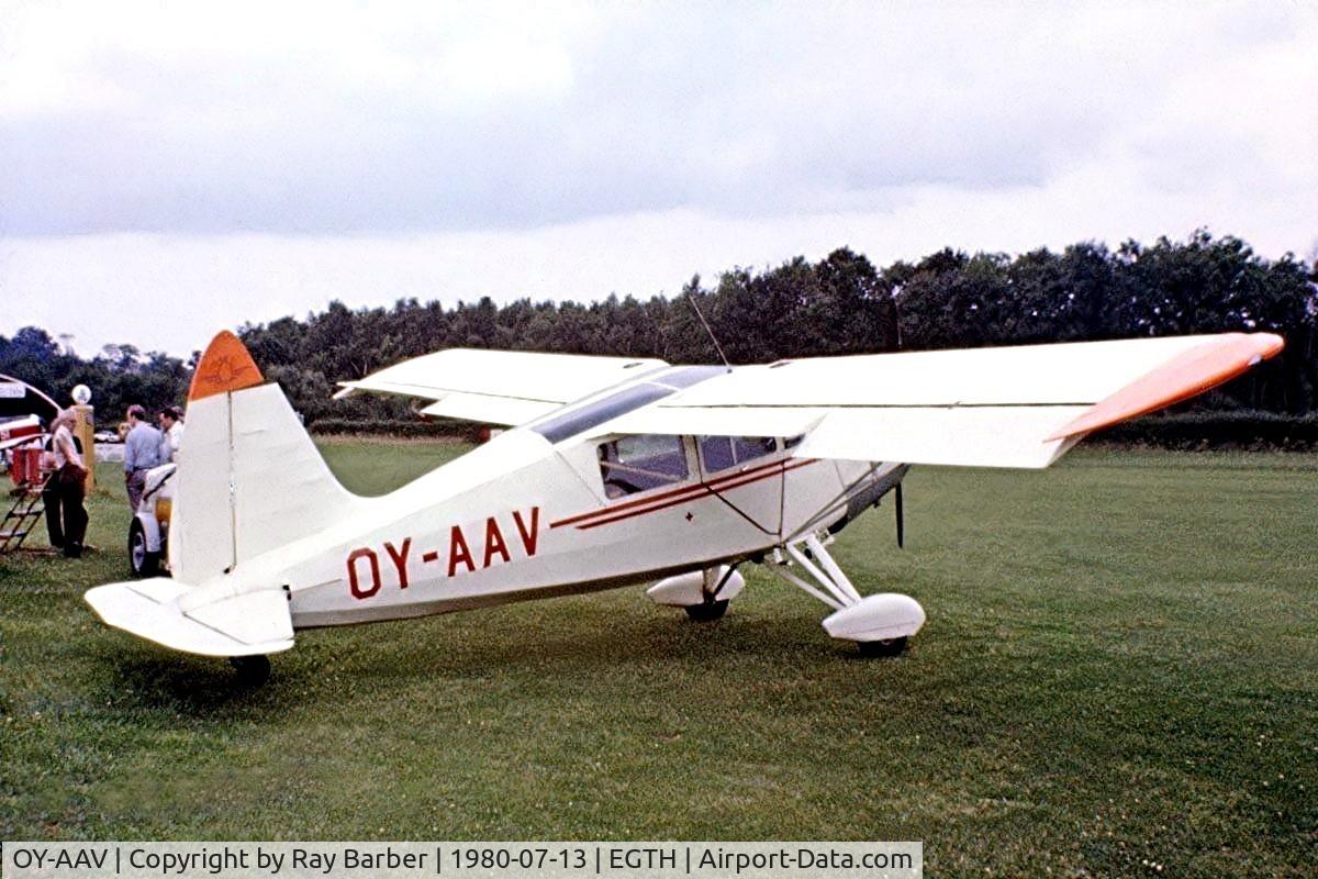 OY-AAV, 1947 SAI KZ VII Laerke C/N 160, S.A.I. KZ VII U-4 Laerke [160] Old Warden~G 13/07/1980. From a slide.