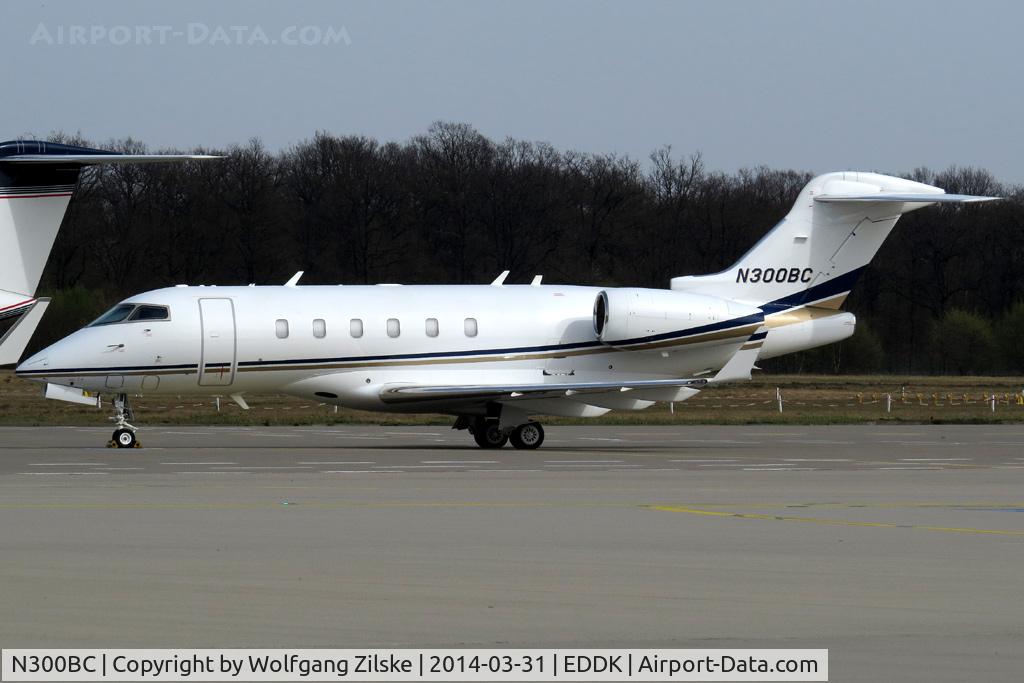 N300BC, 2005 Bombardier Challenger 300 (BD-100-1A10) C/N 20067, visitor