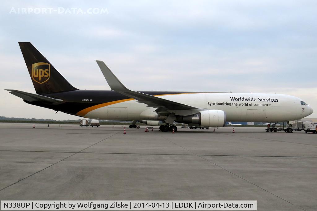 N338UP, 2010 Boeing 767-34AF C/N 37944, visitor