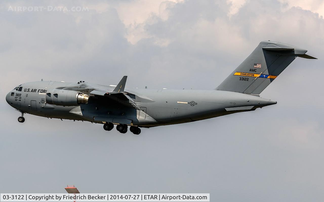 03-3122, 2003 Boeing C-17A Globemaster III C/N P-122, on final RW26