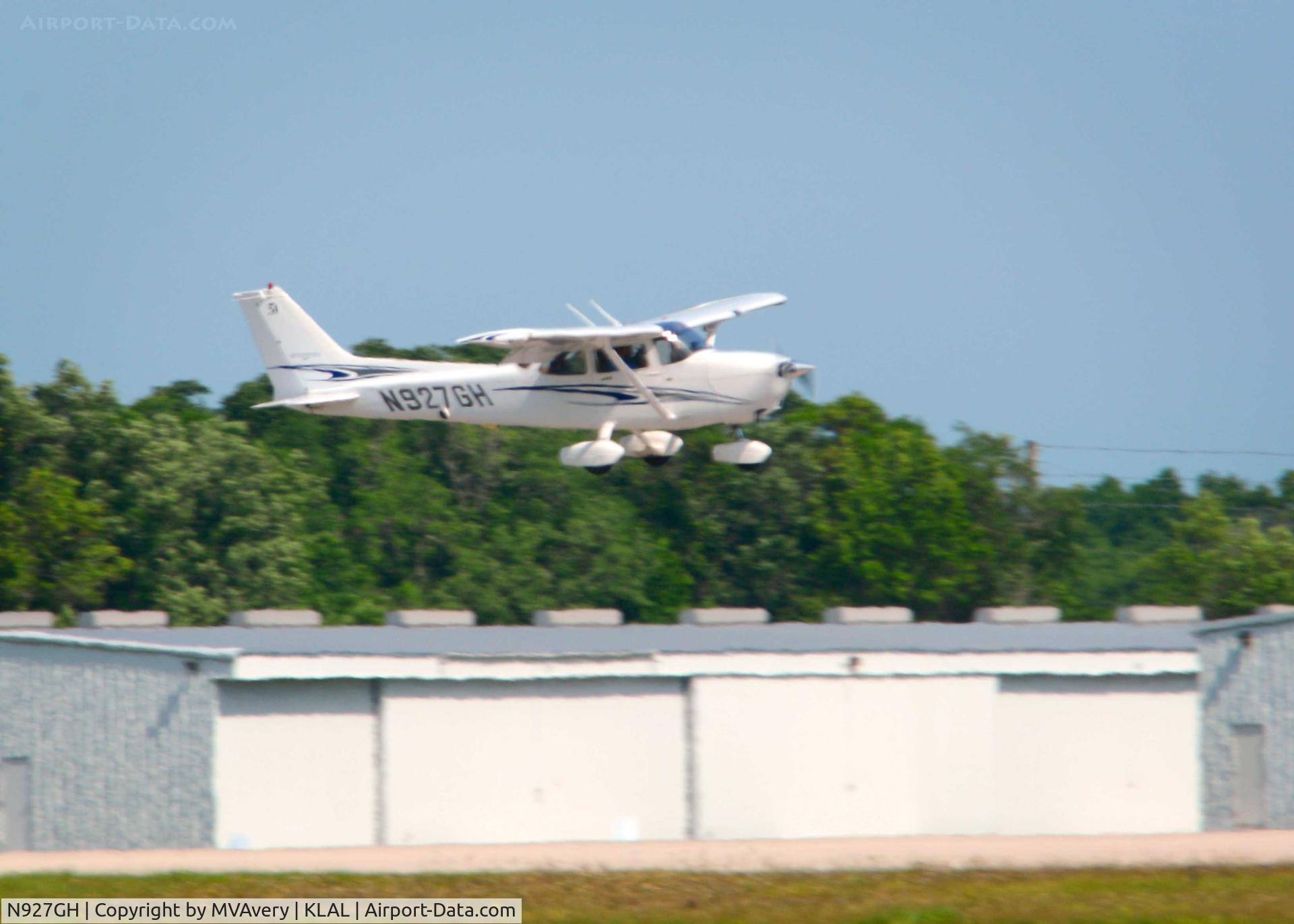 N927GH, 2005 Cessna 172S C/N 172S10024, 2014 Sun n Fun