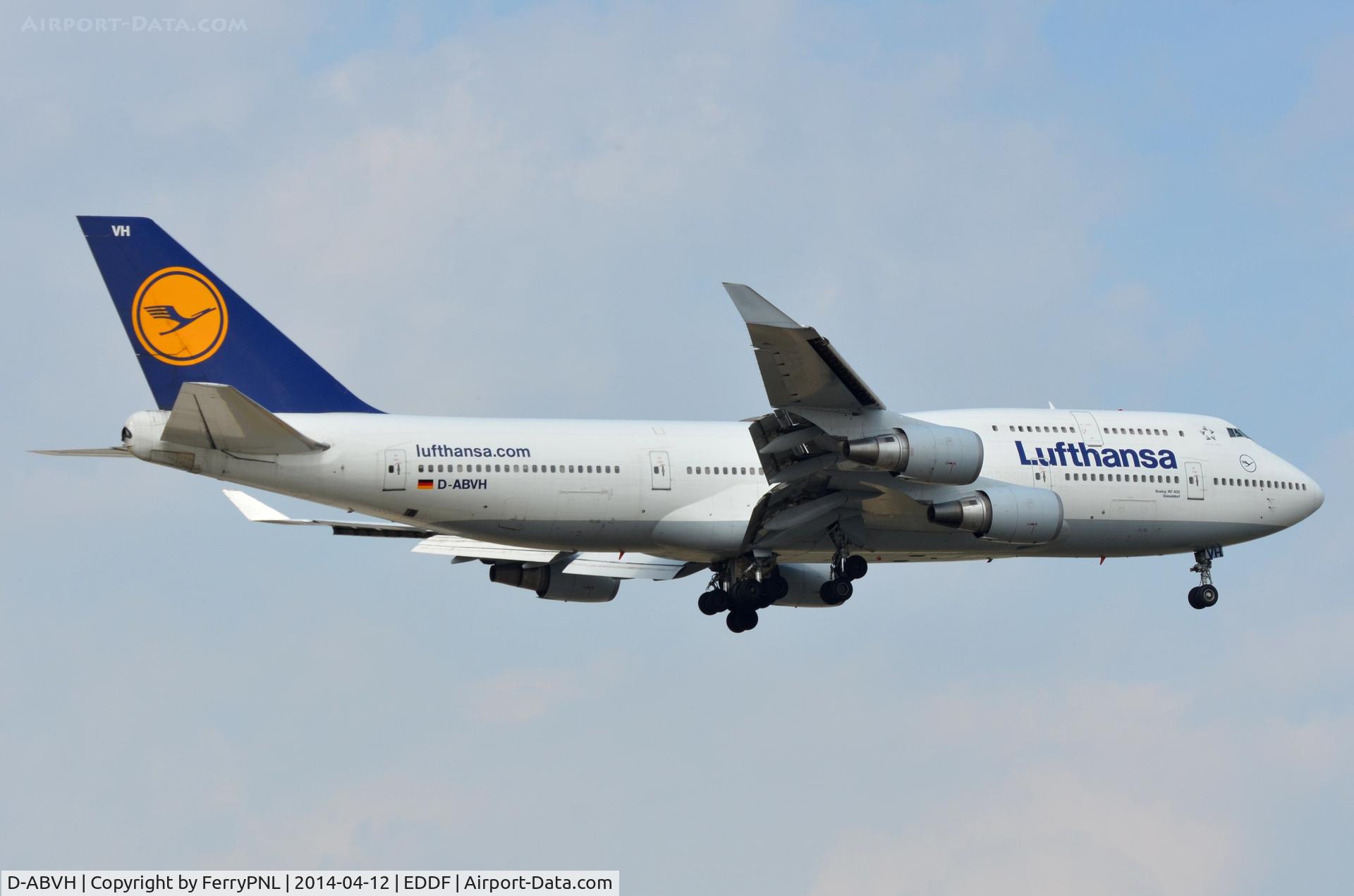 D-ABVH, 1991 Boeing 747-430 C/N 25045, Lufthansa B744 arriving at its base.