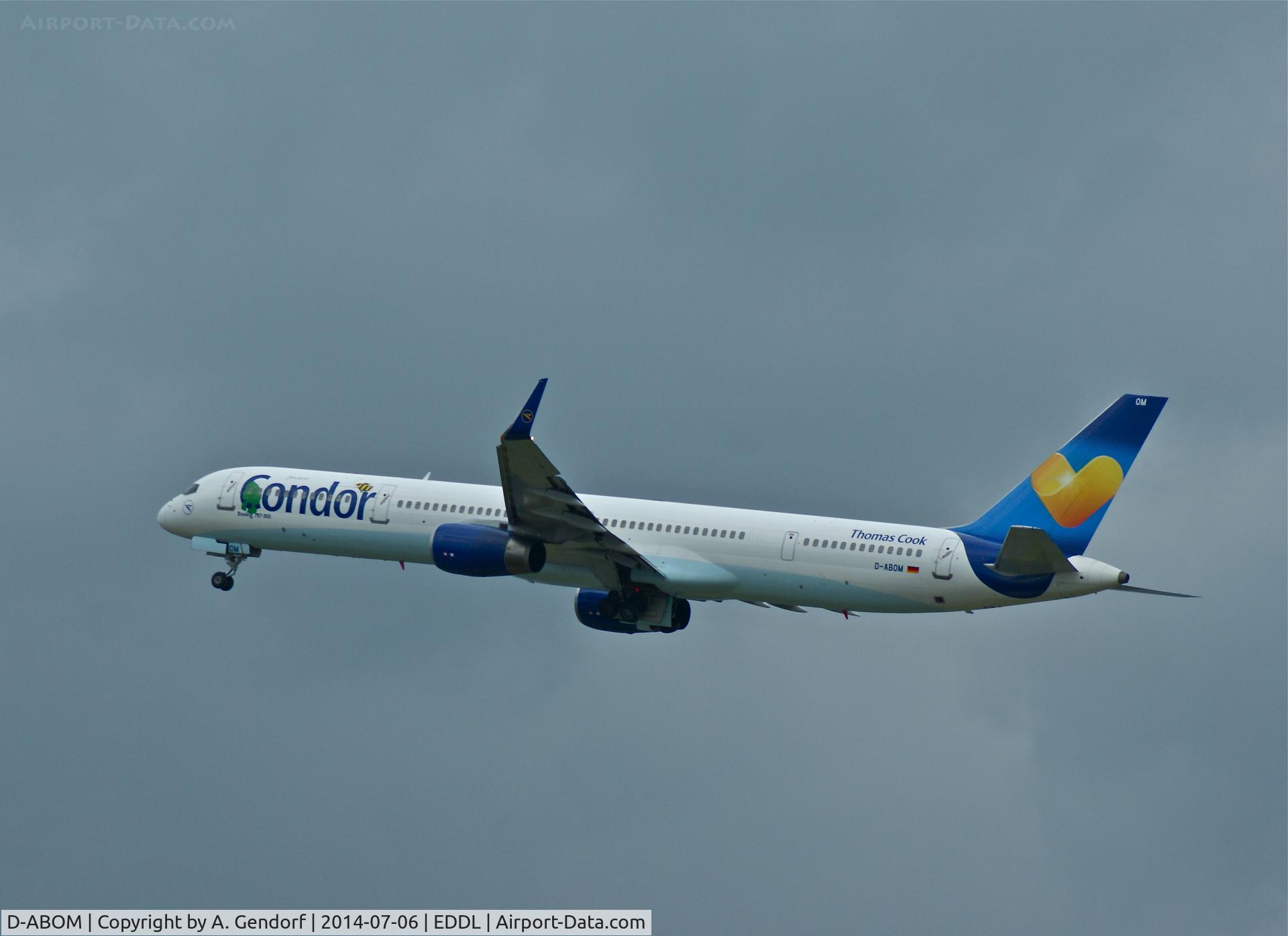 D-ABOM, 2000 Boeing 757-330 C/N 29022, Condor, is here taking off at Düsseldorf Int'l(EDDL)