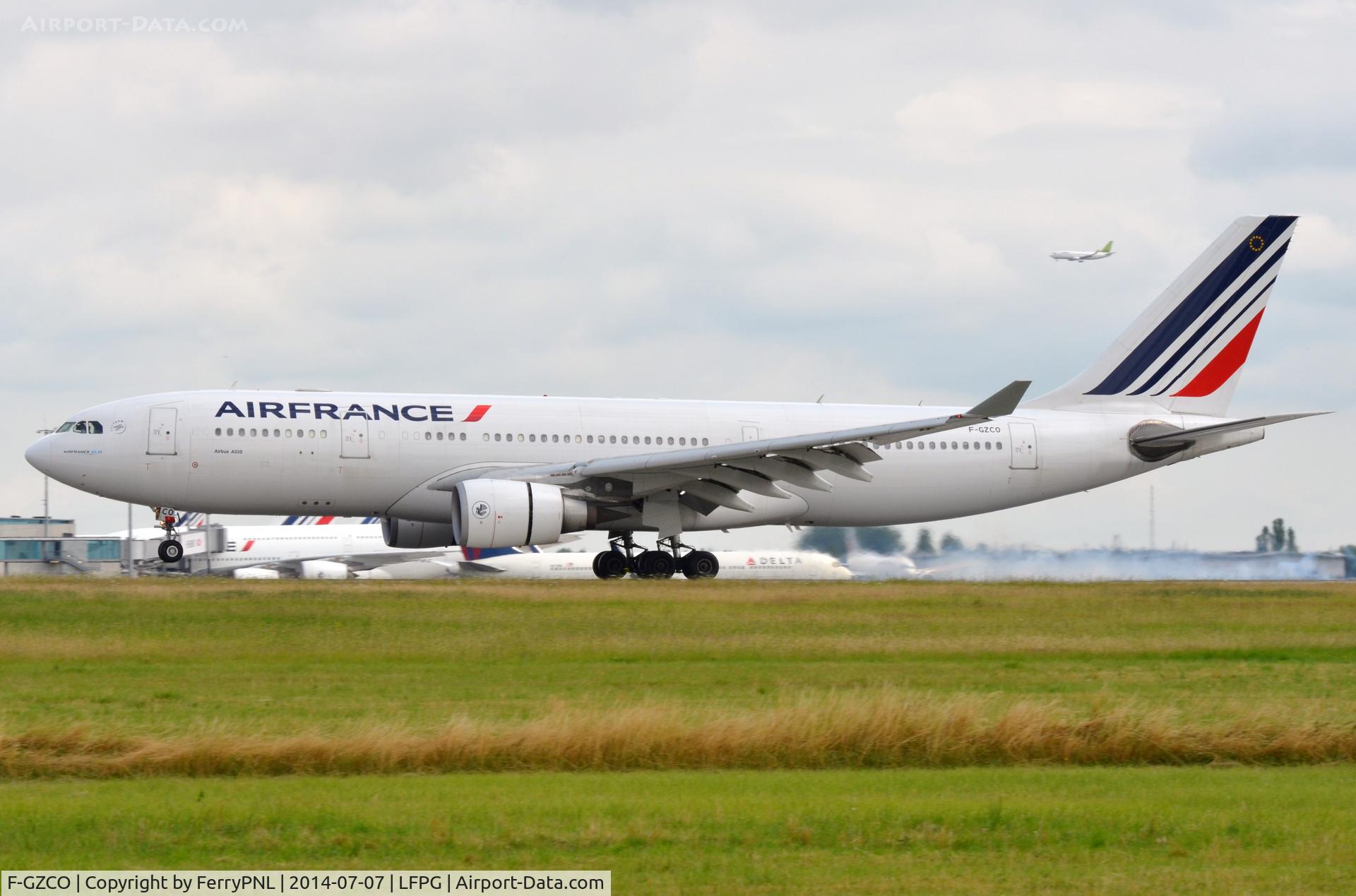 F-GZCO, 2006 Airbus A330-203 C/N 657, Air France A332 landing.