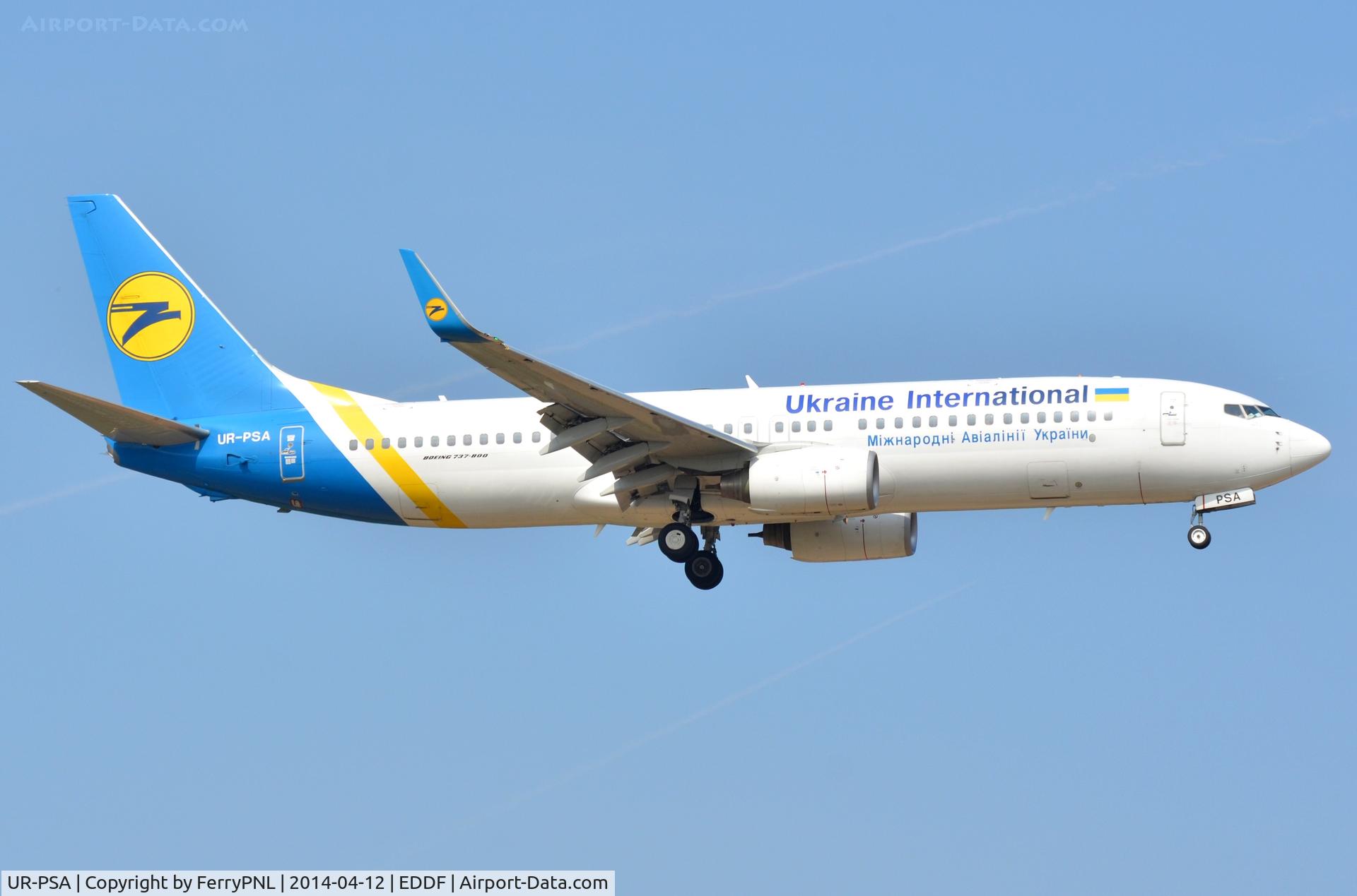 UR-PSA, 2009 Boeing 737-8HX C/N 29658, Ukraine B738 landing in FRA