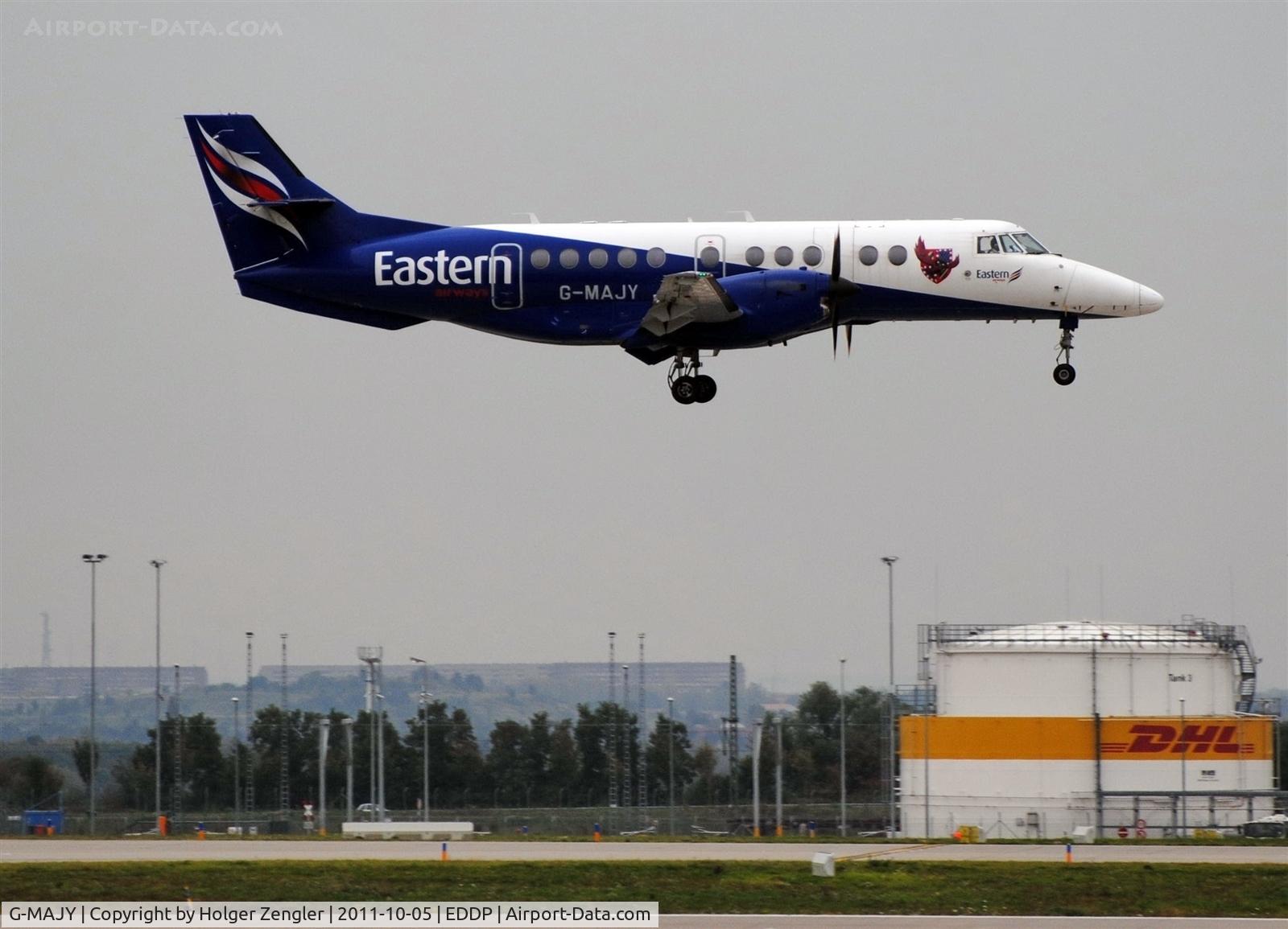 G-MAJY, 1997 British Aerospace Jetstream 41 C/N 41099, Special guest is floating down to rwy 26L......