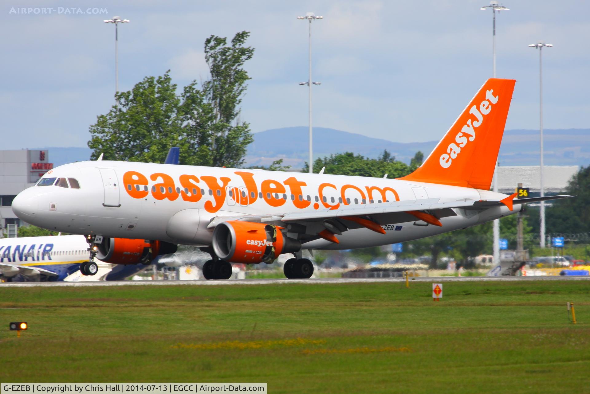 G-EZEB, 2004 Airbus A319-111 C/N 2120, easyJet