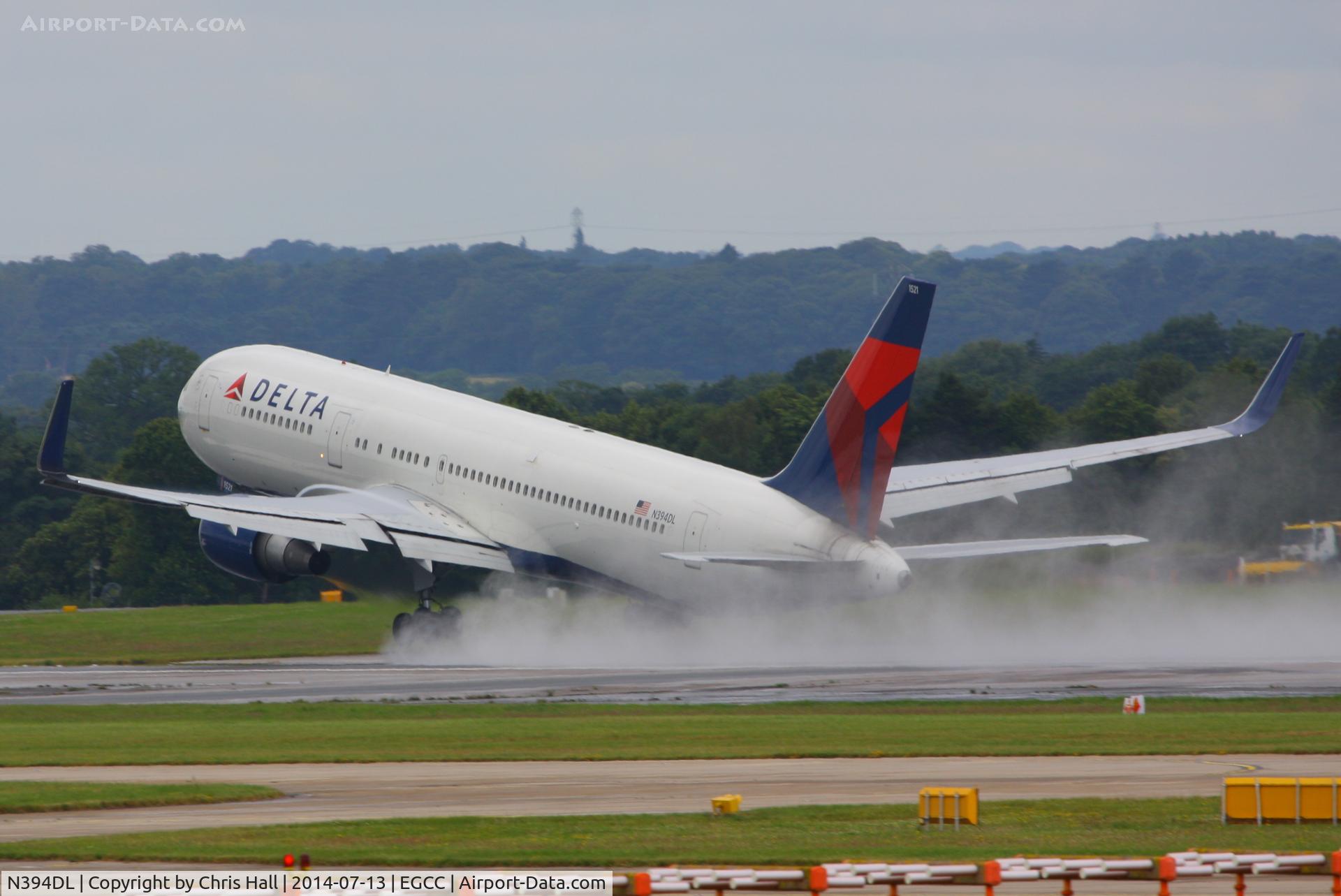 N394DL, 1995 Boeing 767-324/ER C/N 27394, Delta