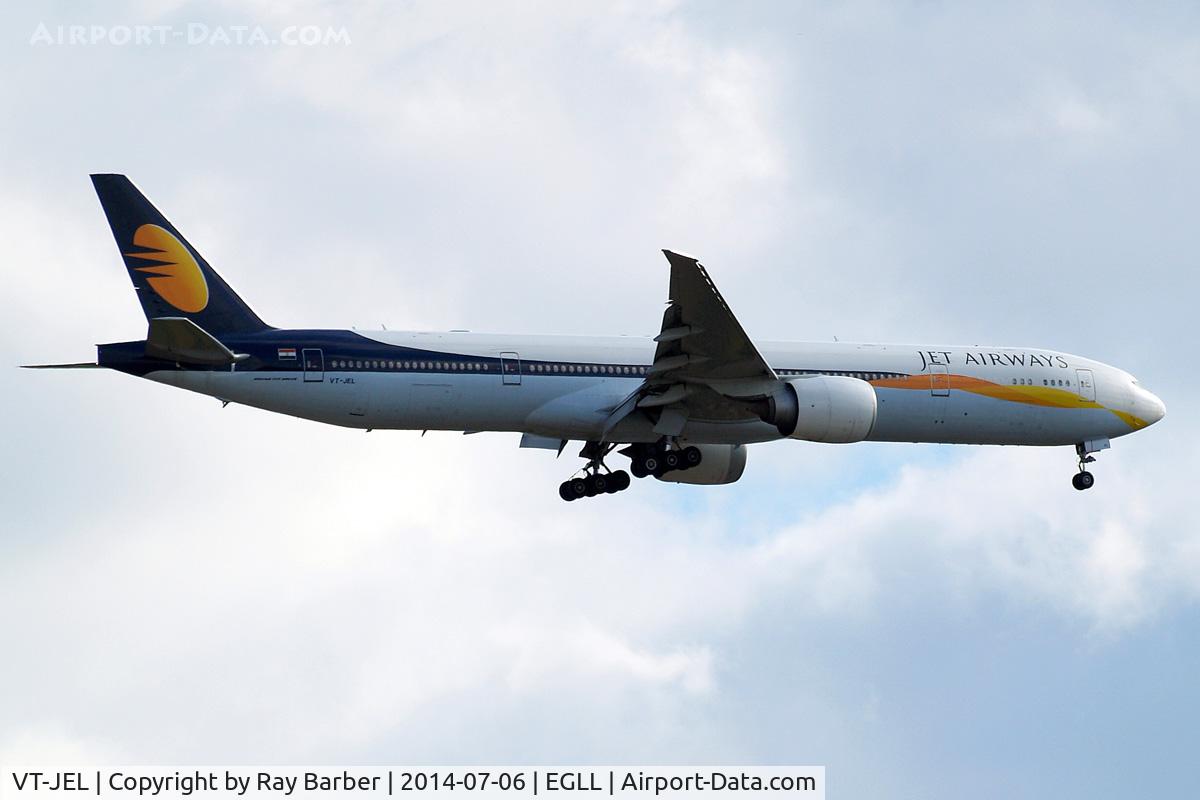 VT-JEL, 2007 Boeing 777-35R/ER C/N 35164, Boeing 777-35RER [35164] (Jet Airways) Home~G 06/07/2014. On approach 27L.