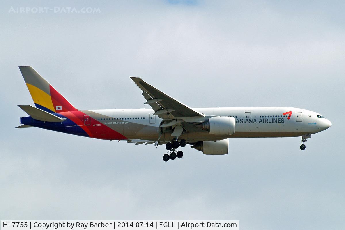 HL7755, 2007 Boeing 777-28E/ER C/N 30861, Boeing 777-28EER [30861] (Asiana Airlines) Home~G 14/07/2014. On approach 27L.