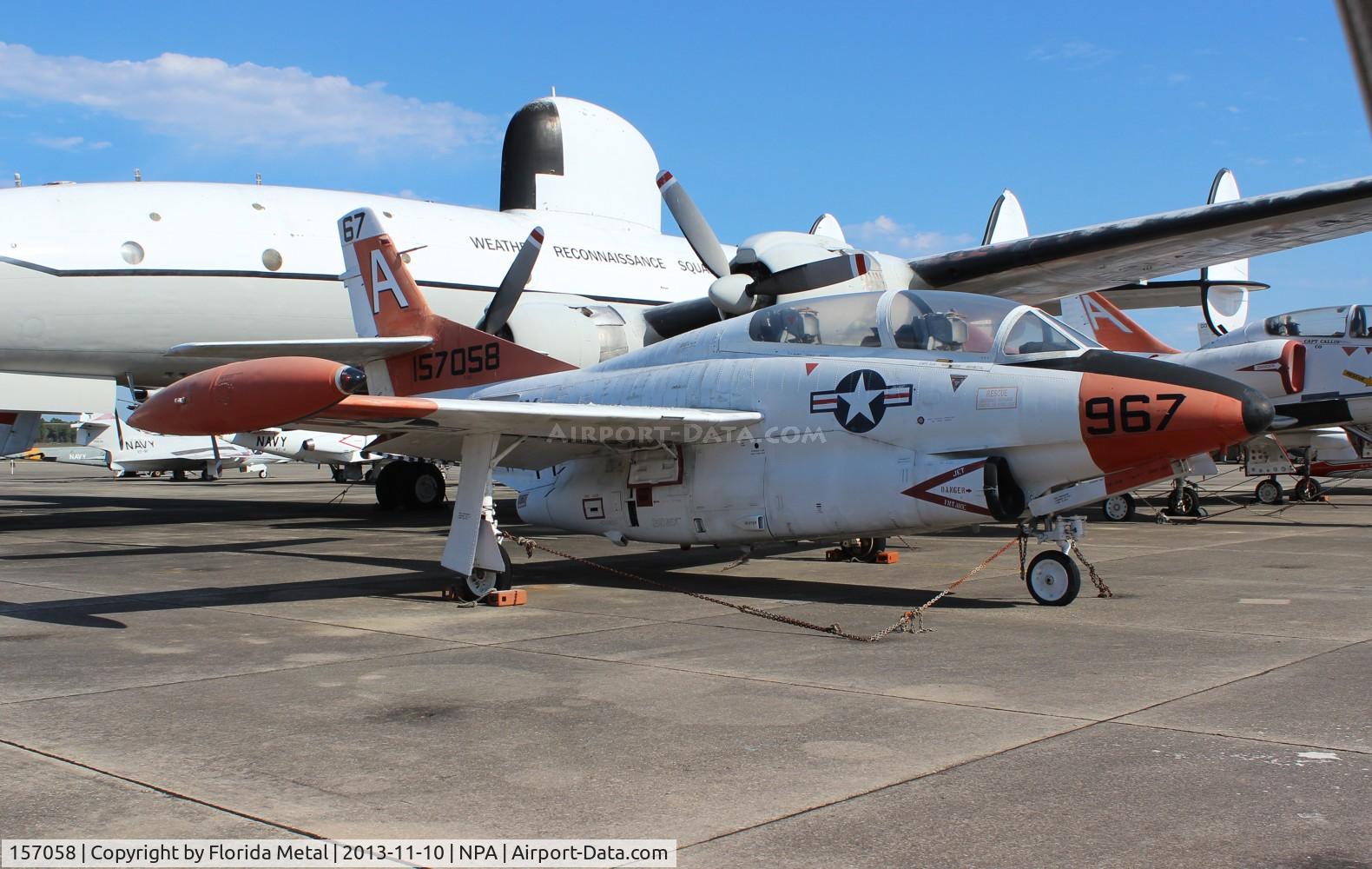 157058, Rockwell T-2C Buckeye C/N 332-29, T-2C Buckeye