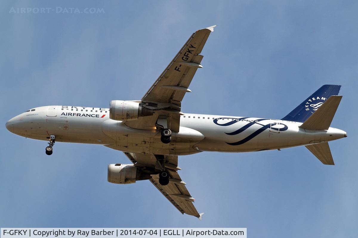 F-GFKY, 1991 Airbus A320-211 C/N 0285, Airbus A320-211 [0285] (Air France) Home~G 04/07/2014. On approach 27R.